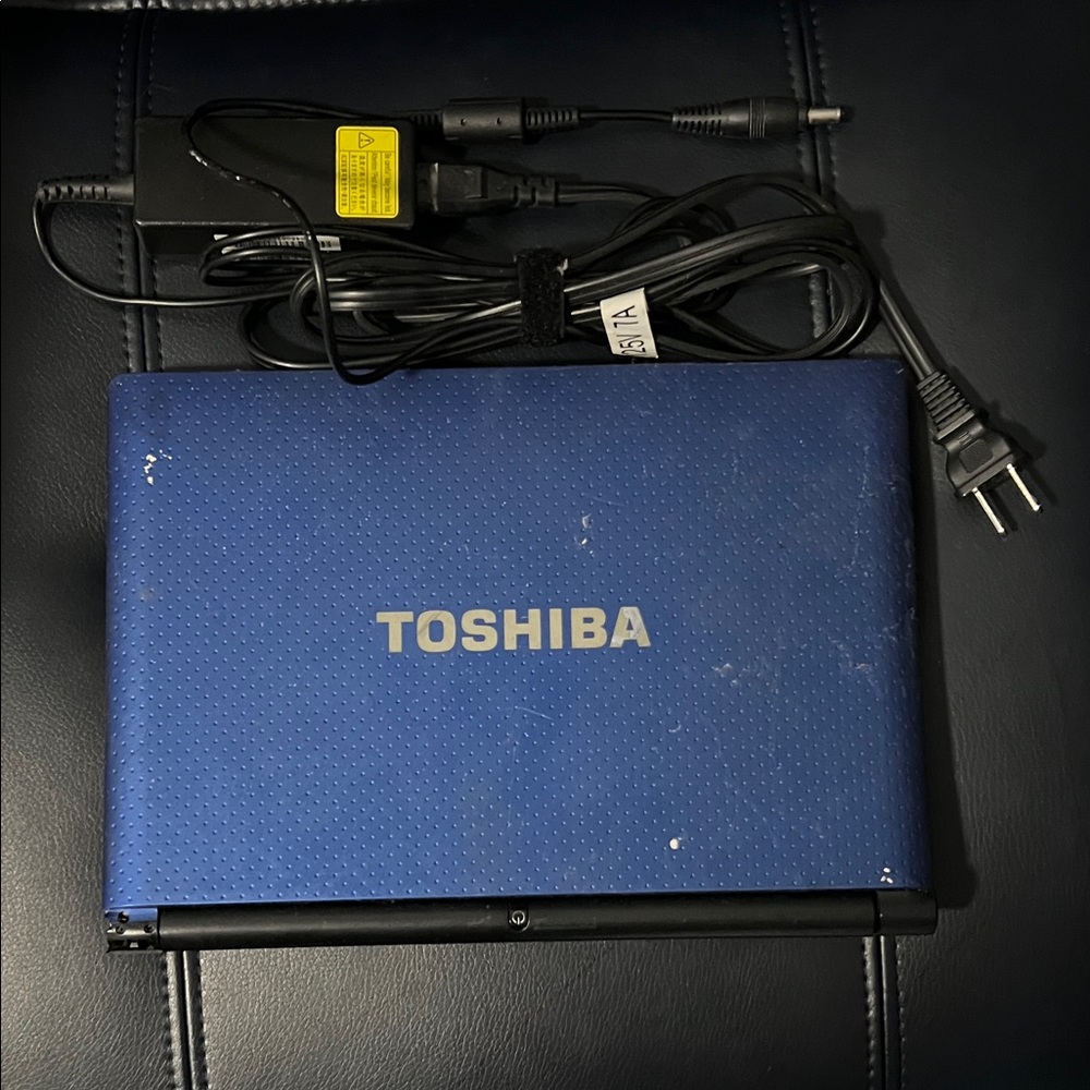 Toshiba Small Laptop with Power Adapter